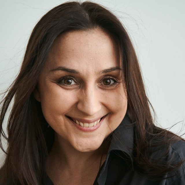 MИТИНА