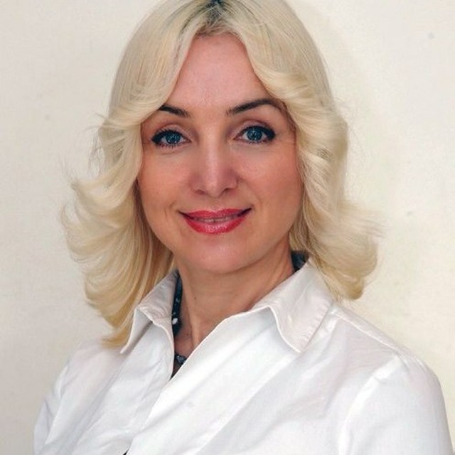 Уля Носова